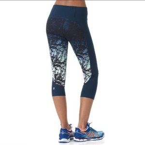 Sweaty Betty Splits Run Capri Leggings Ombré Tree